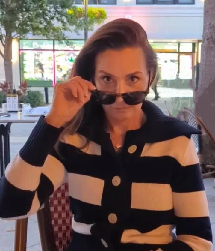 63F. Want to see the rest of me? posted by Powerful_Top2905