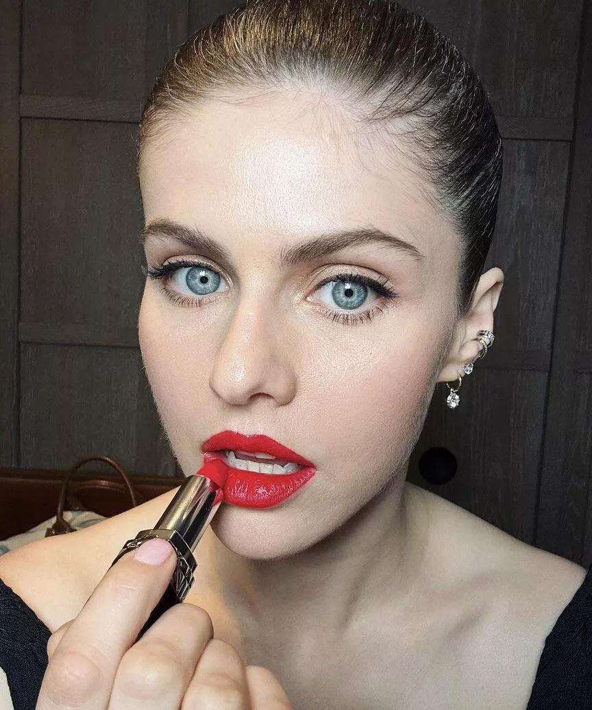 Alexandra Daddario posted by Frankg145