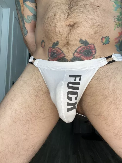 Bulging out by thedarrenduvall