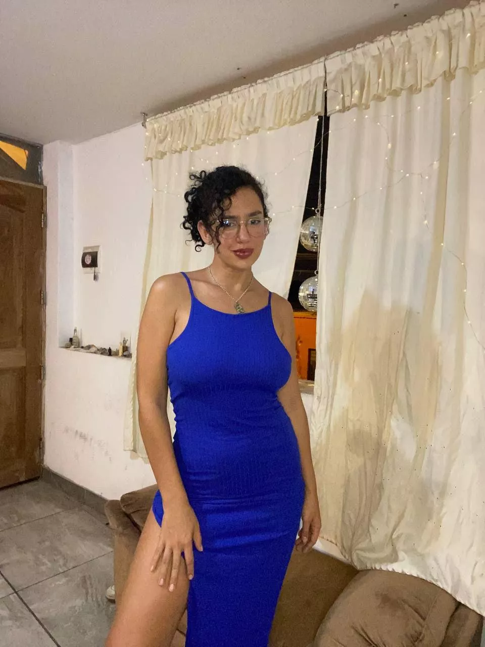 Can you handle the heat of this fiery Latina? Let's see. posted by gabby_stimulus