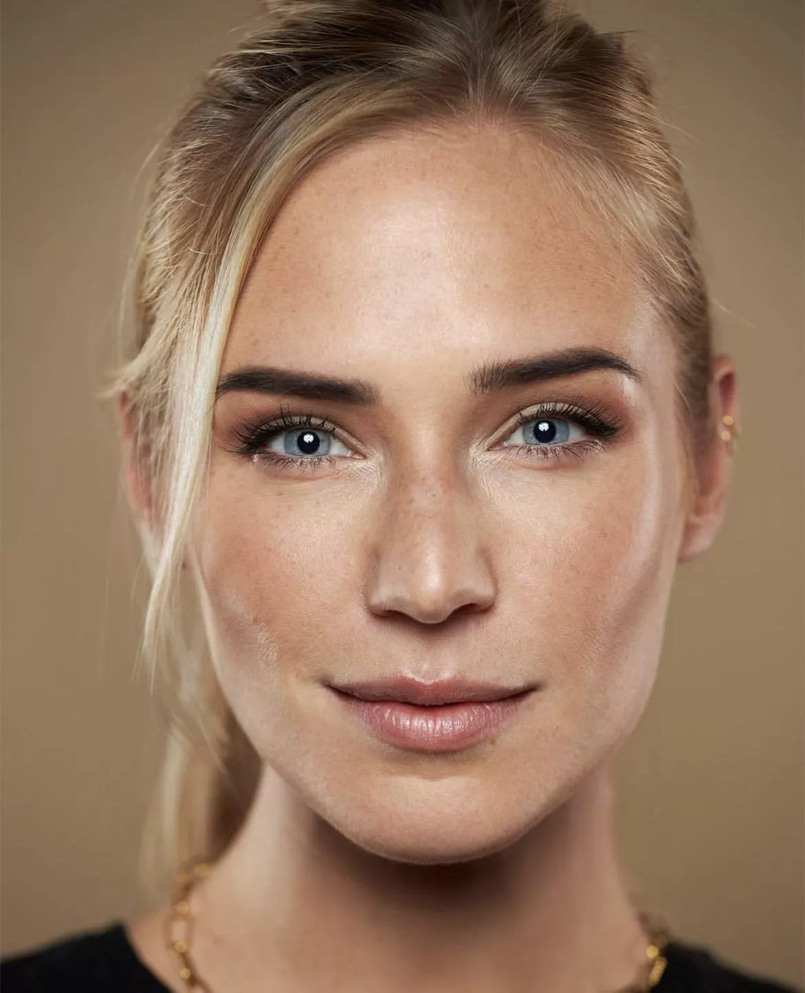 Eva Mikulski posted by Frankg145