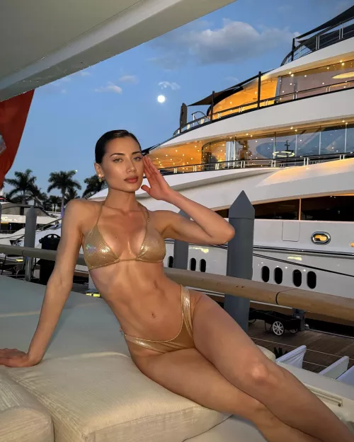 Georgina Mazzeo by Marty_Septim