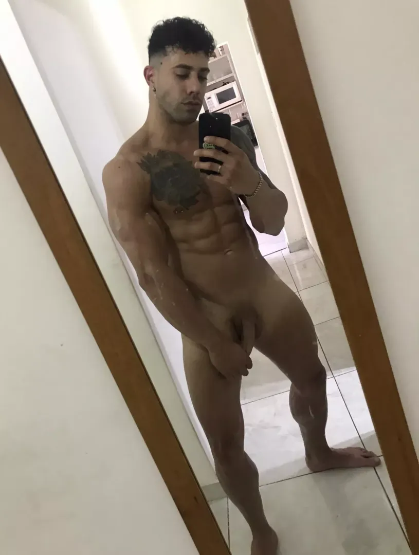Hey everyone! by TattooedMuscled