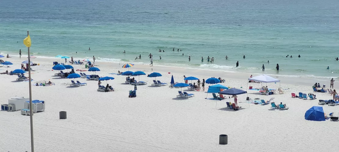 Home away from home by Cutthechitchata-hole