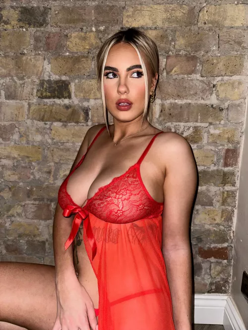 I hear all guys are craving some big tasty ones by DelilahXxGF