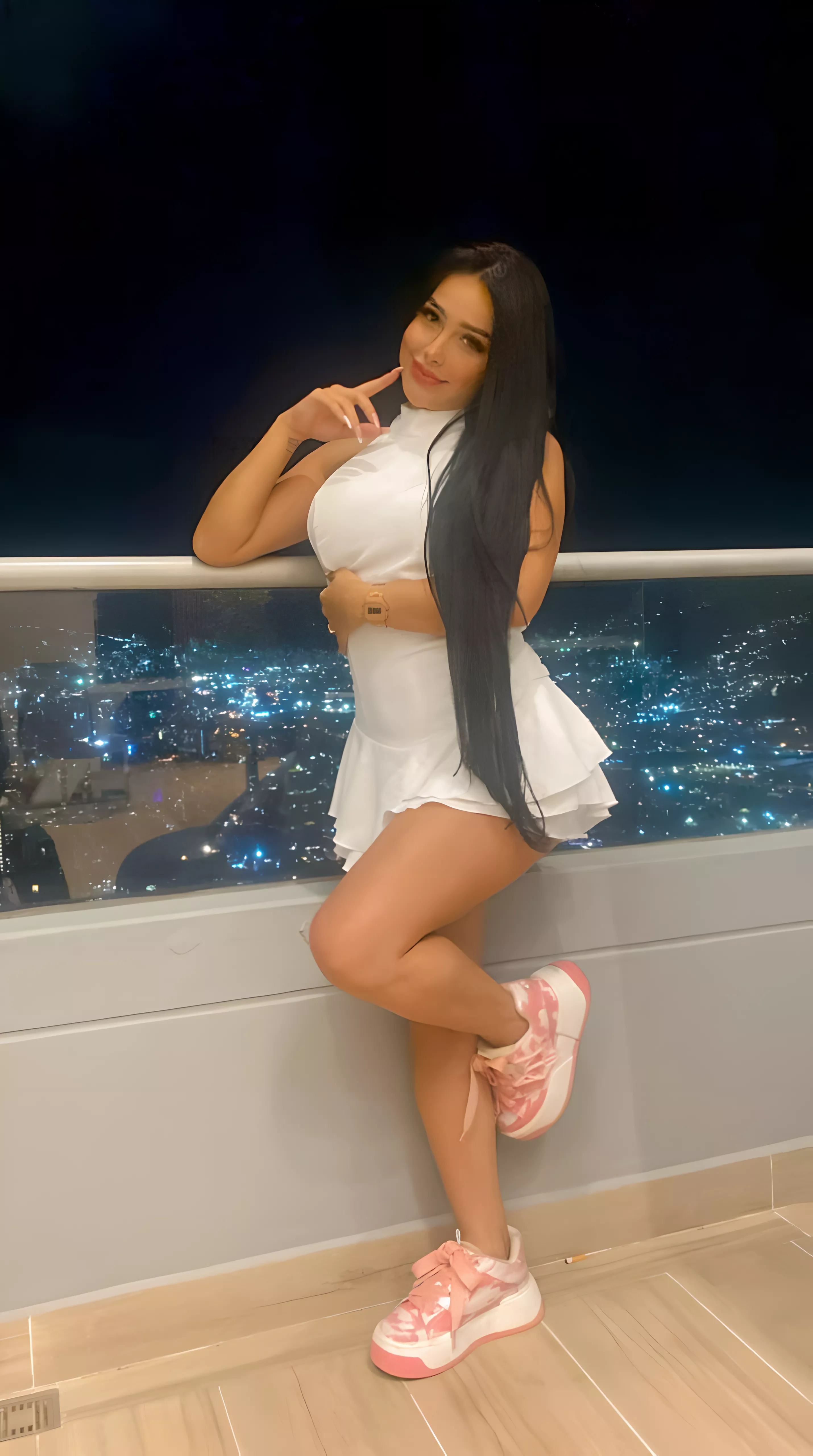 i'm ruining the view but nevermind 😂 posted by Serious-Dance