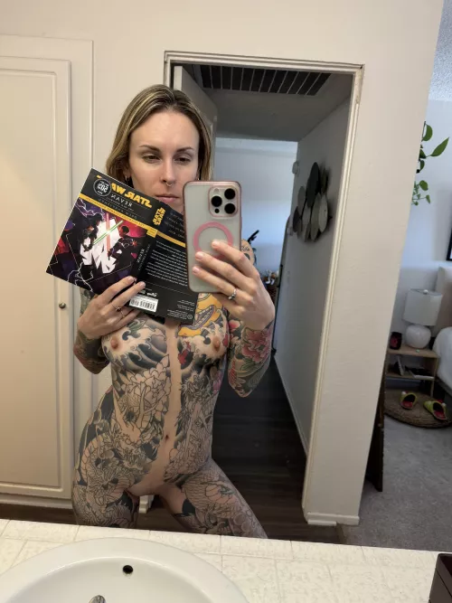 Is it true that people who love Star Wars also love tattoos? [F] by kuzagirl