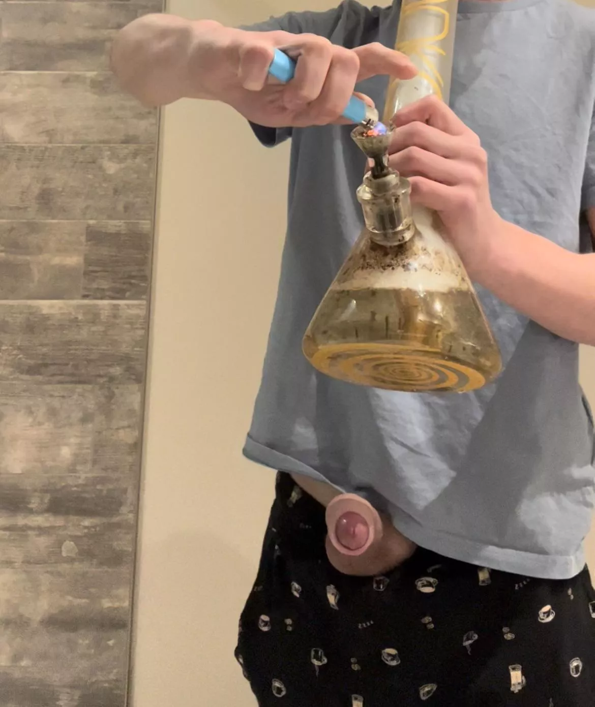 [M] anyone love teen stoner cock posted by Probably2Baked