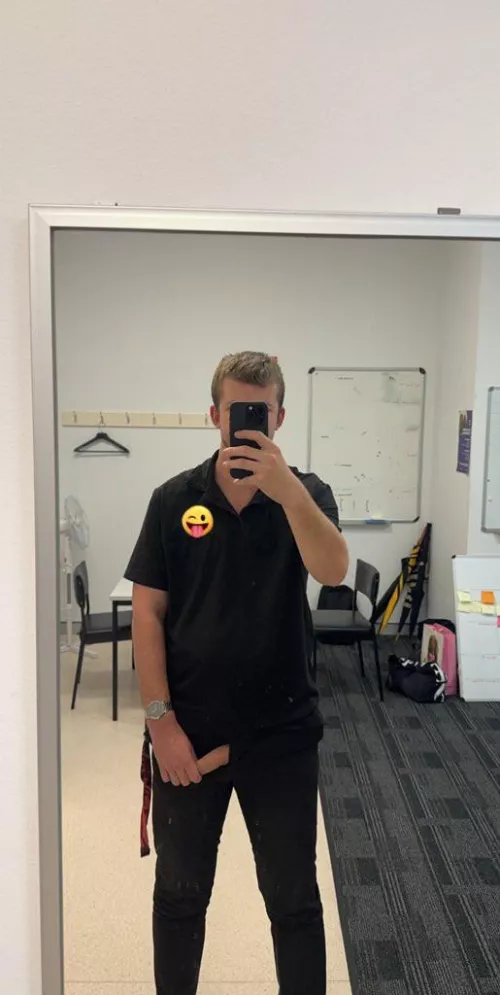 (M) Naughty on my break 😈 by sexyausboy