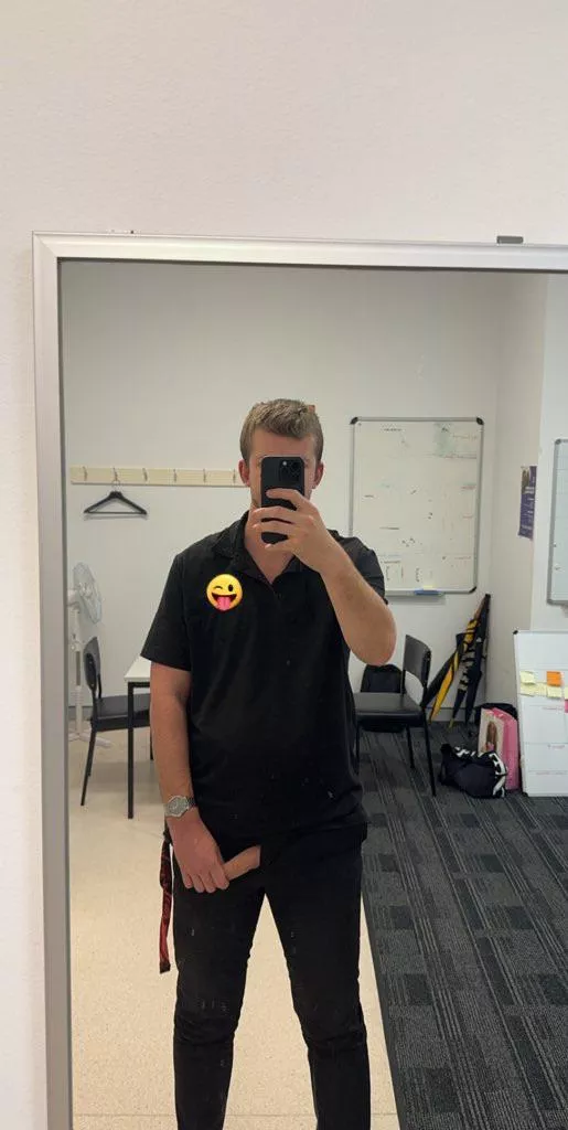 (M) Naughty on my break 😈 posted by sexyausboy