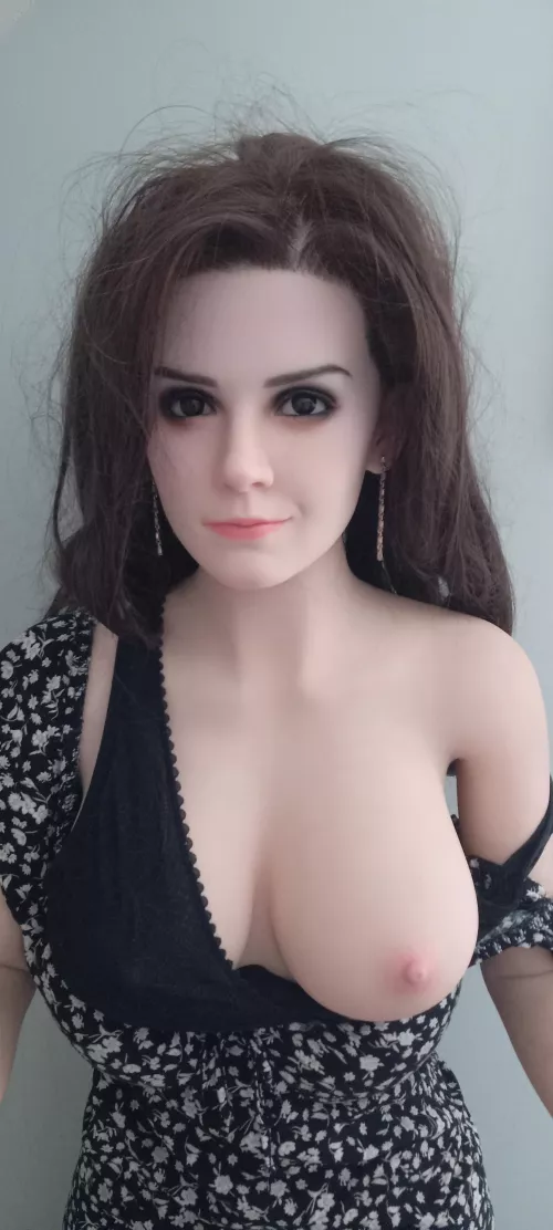 Messy hair, don't care! I grow more and more fond of this doll! by United_Word7484