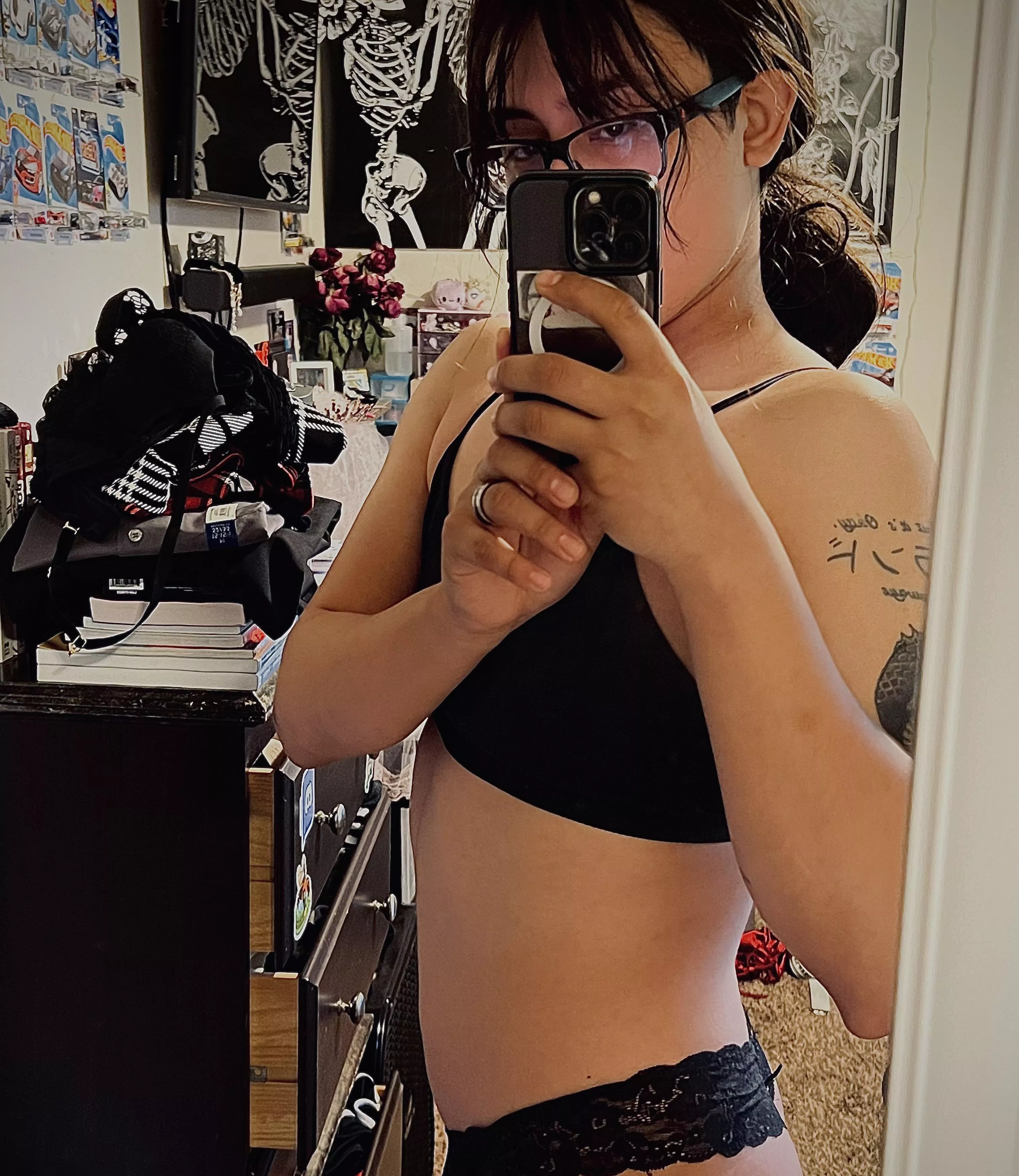 Need new friends :) posted by chromo_man