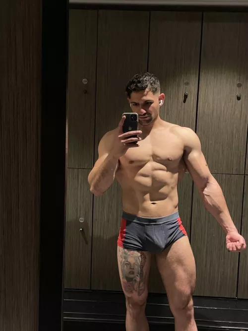 No word indeed. My body speaks by itself by TheKingDavid_