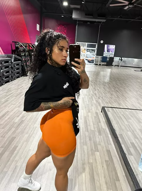 Normal day at the gym posted by Alexia_Richard