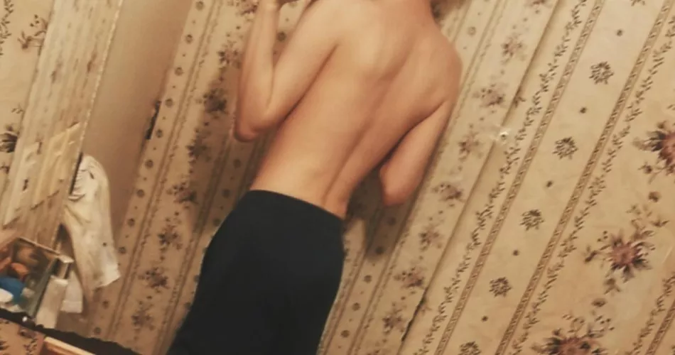 Pin me against the wall & leave my virgin hole dripping cum 🥺 by prettyxxxboy