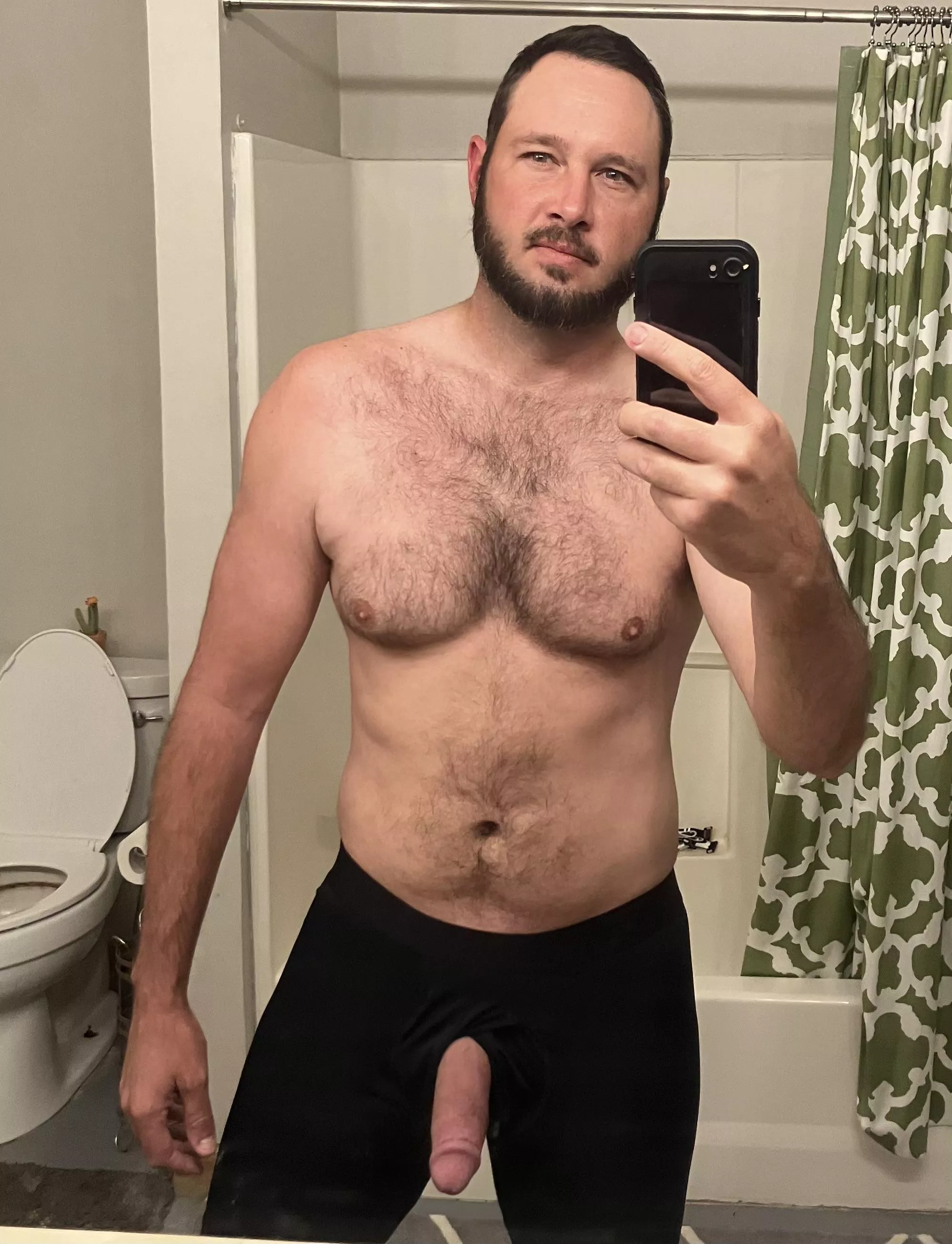 Who’d help this 36 yr old bearded guy get a boner? posted by Ok-Handle-6103