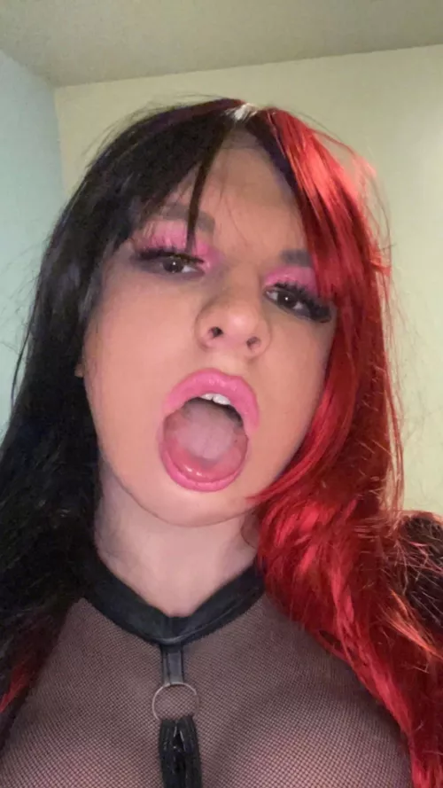 Would you fuck me on the first date? by ANABELLE-Jxo