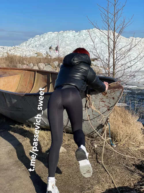 You help me ☺️ by 404_Lars