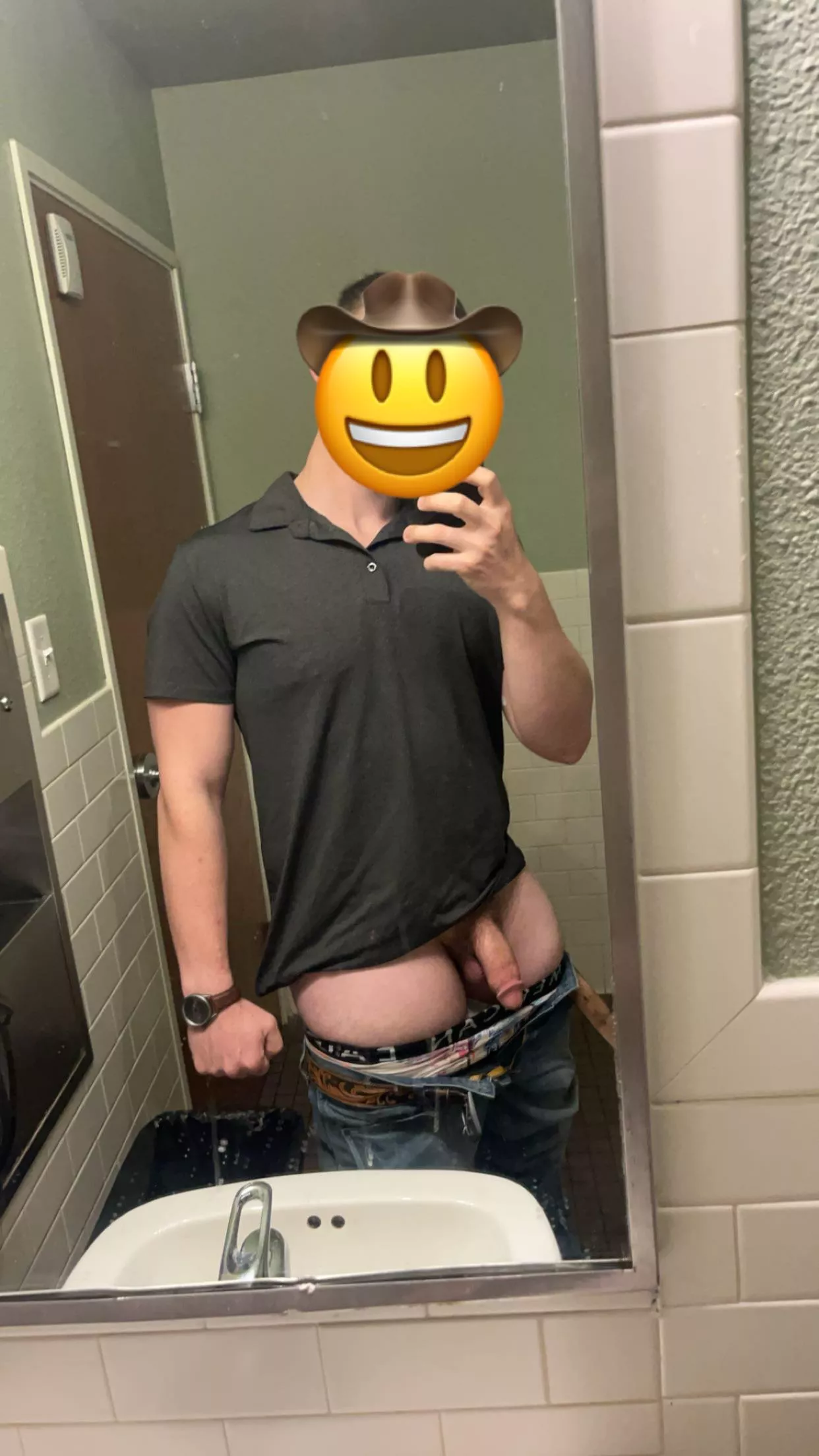 23 gooner dl jock. Need someone to use me while I’m age work. Face++ doms++ tops hmu ,👻tristan_j3 posted by Easy-Strawberry-9422