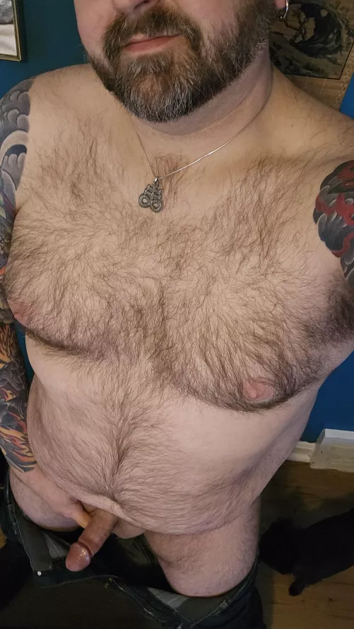 43 [M4F] My dream is that a friend or coworker sees me naked, and sends me a nude in response  by Just_Average2655