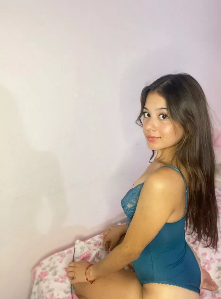 all you need in your life is a naughty Mexicana GF! posted by leungsch