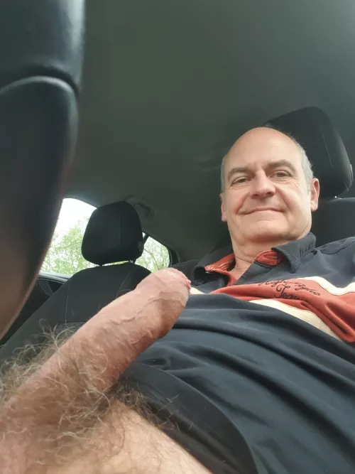 Alone in the car by Davidlee2000Chat