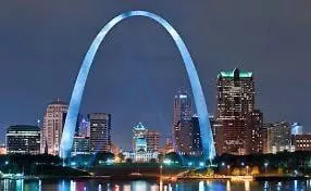 Any guys near St. Louis? DM me😜 posted by Simple-Contract-7814