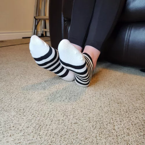 Changing it up with striped ankle socks, come on don't be shy, lean in a little closer by leggingsgirl15