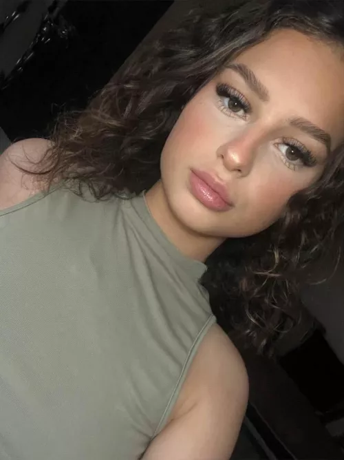 Classy me by Creepy-Chart116