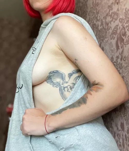 Do you like my new shirt? by Maddie--FRee