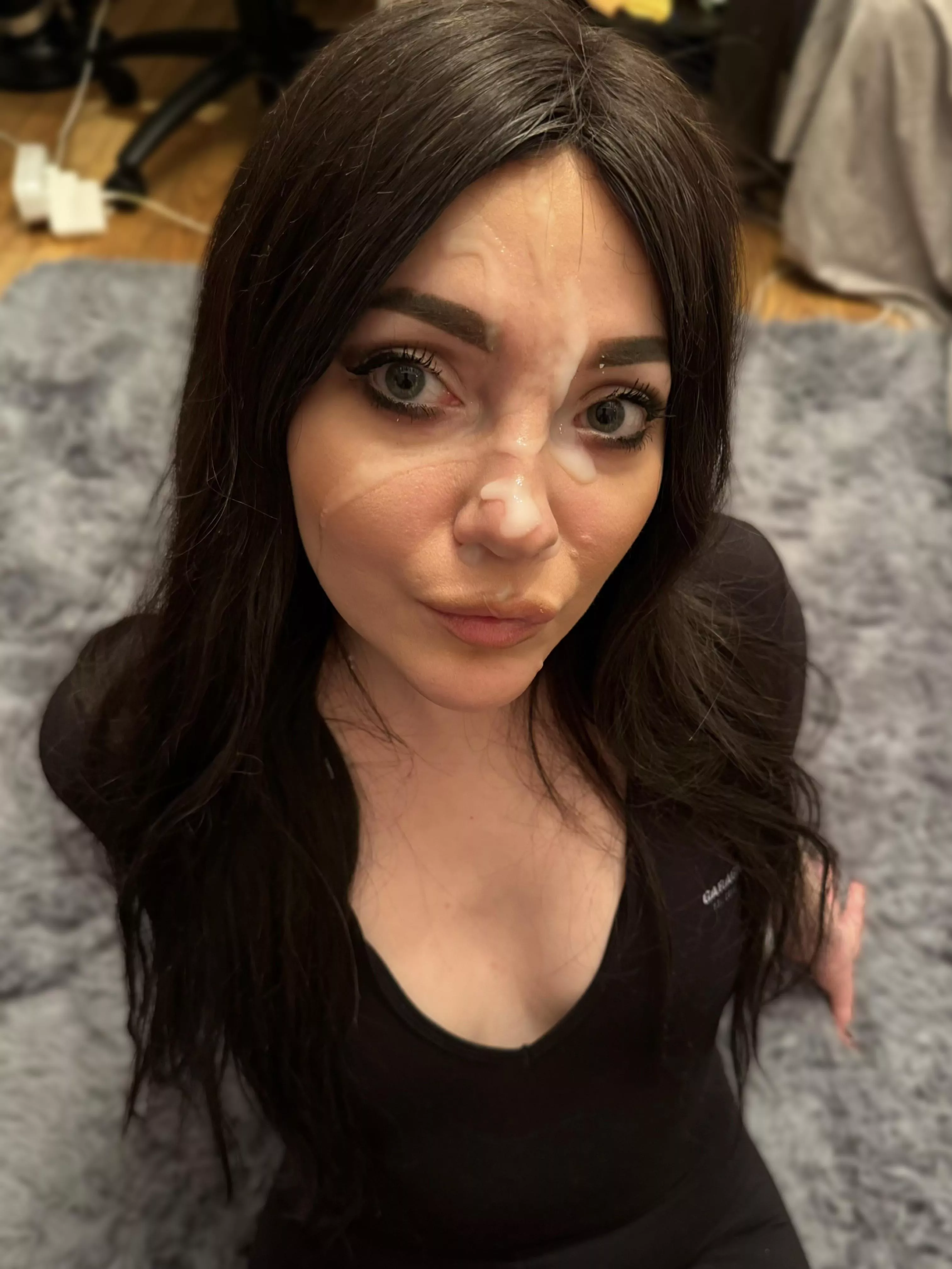 Face splashed little girl 💦💦 posted by x_piece_of_me