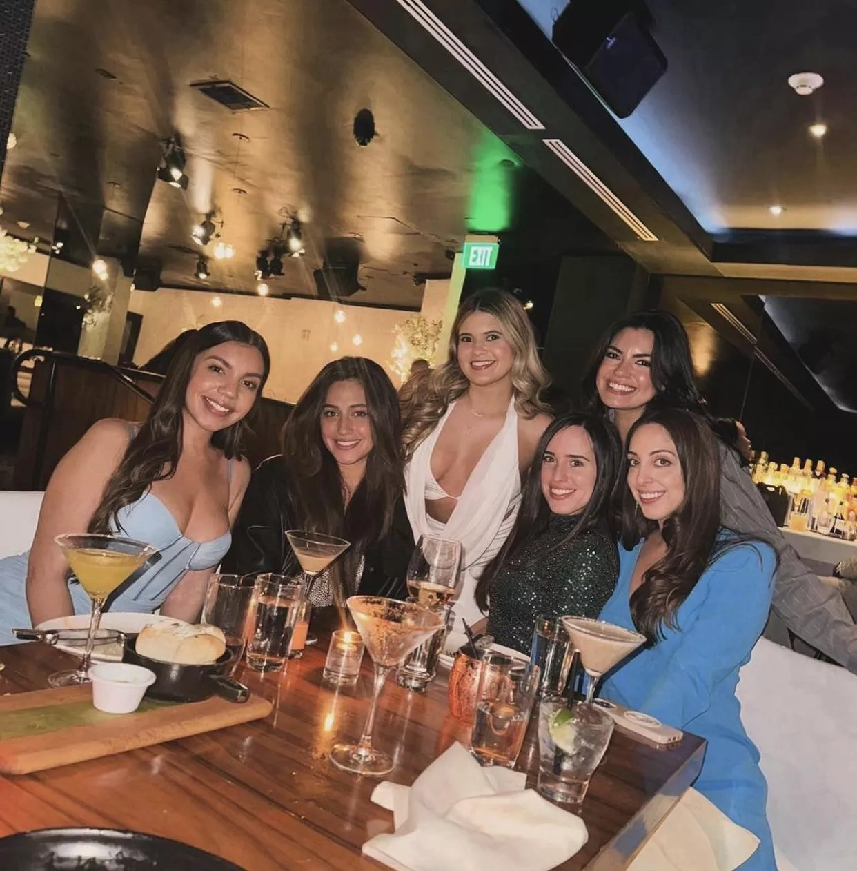 Friend group [6] posted by tennisa_zelal