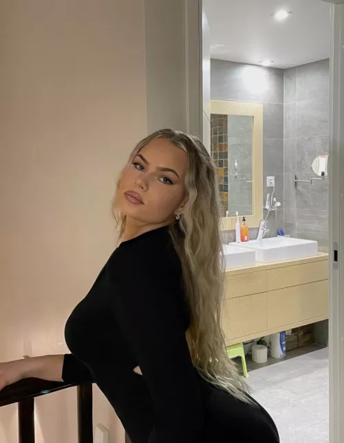 Hope you like my dress :) by melicherry