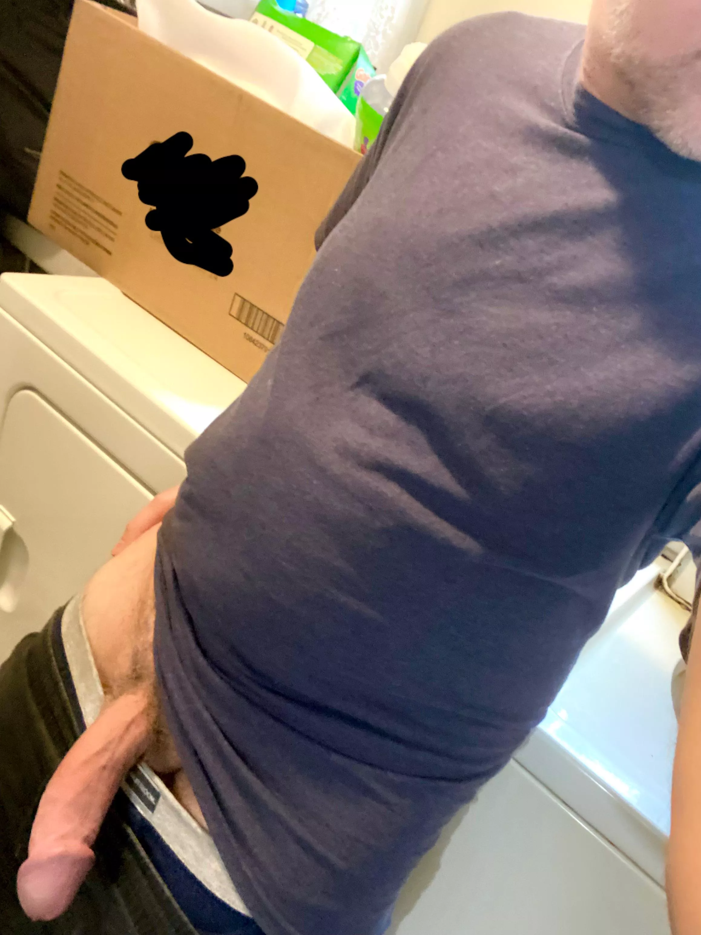 Househusband “doing chores” lol posted by BasicBaldmann