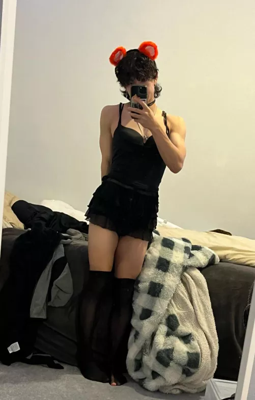 i need some heels to get taller then 5’2 by chiya-jade