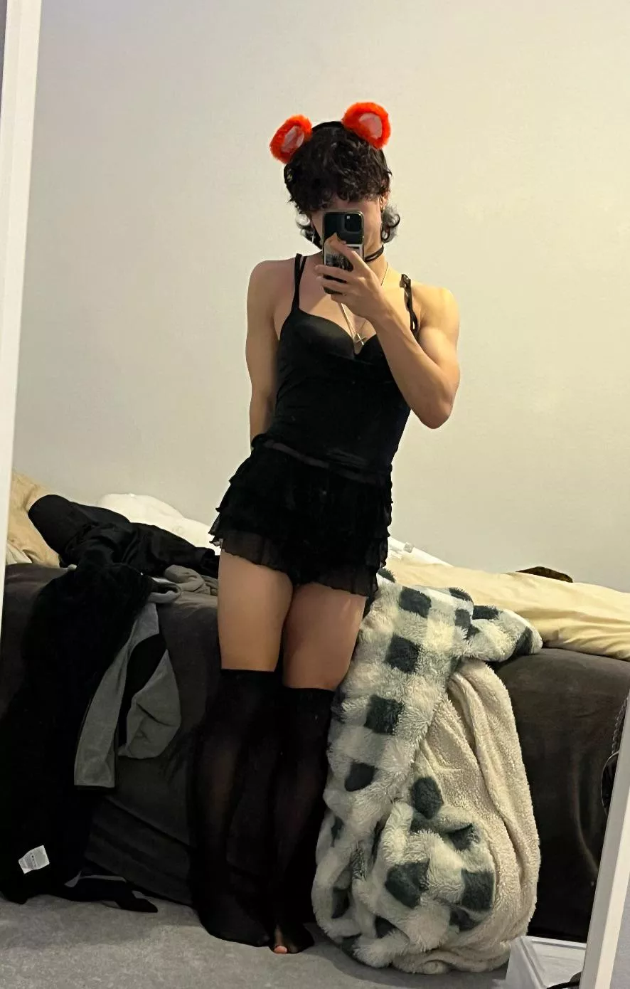 i need some heels to get taller then 5’2 posted by chiya-jade