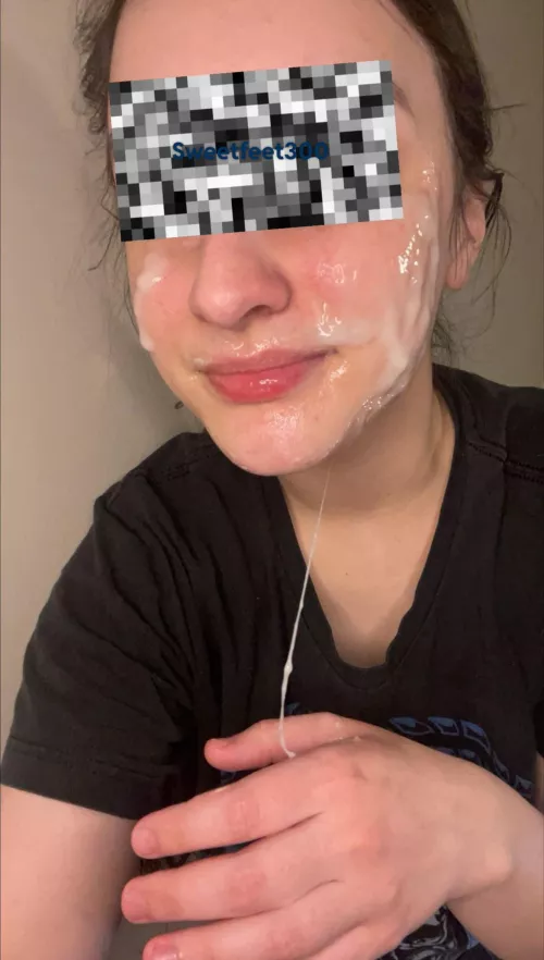 Just living my best cumslut life by Sweetfeet300