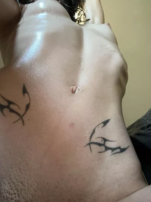 My skinny body is horny and hot by BeanstalkMin