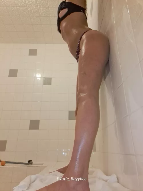 Pov: you meet me in the locker room and see this by Exotic_Bayybee