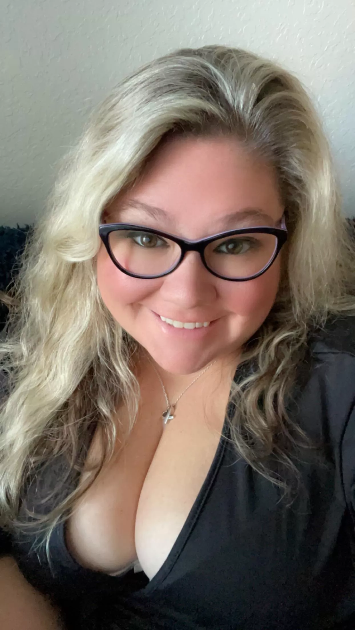 Relaxing Tuesday…anyone else? posted by ElizaMelons