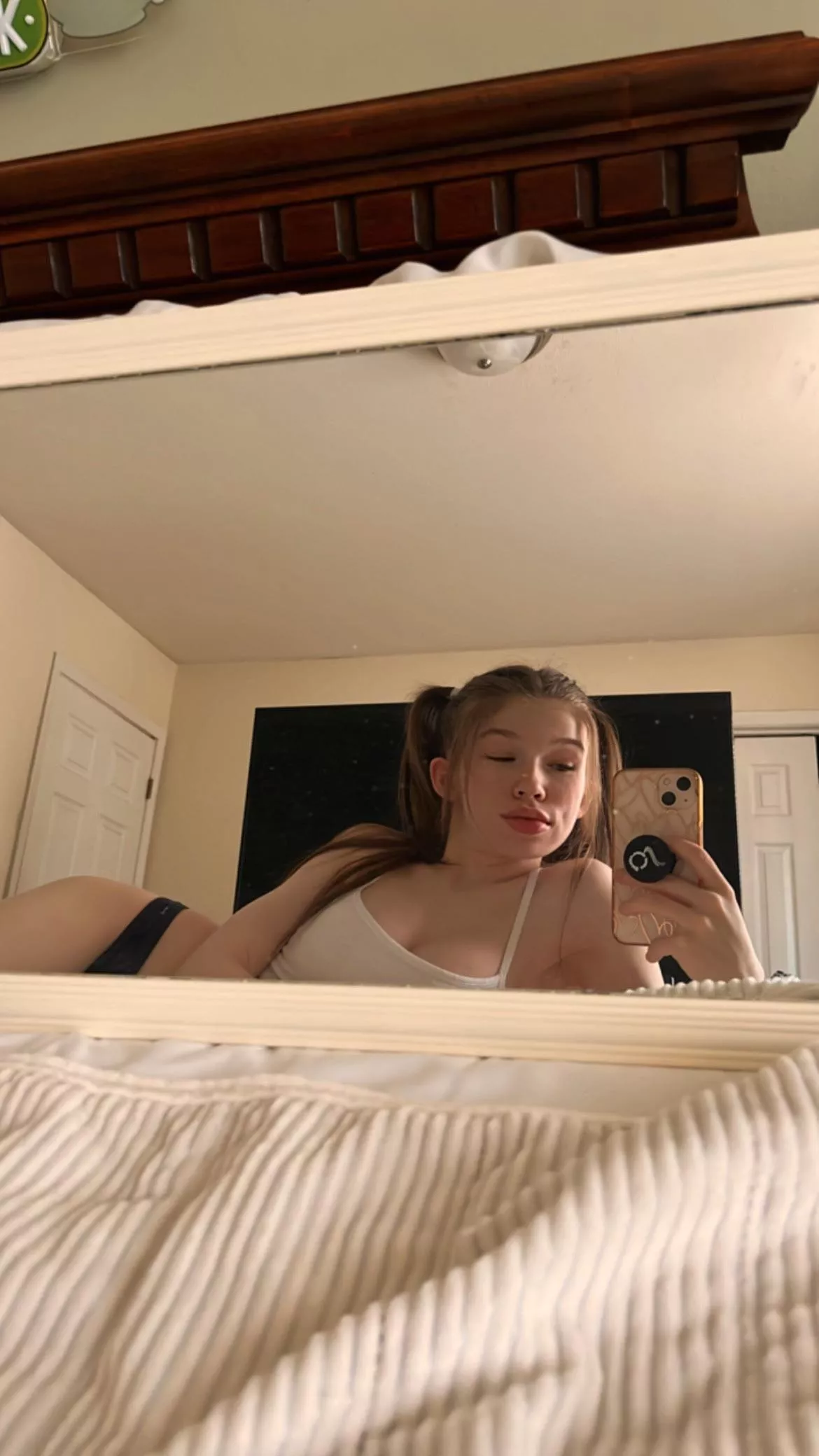 (@sassymadiiii) just stopping in to say hi…  posted by mommymadiiii