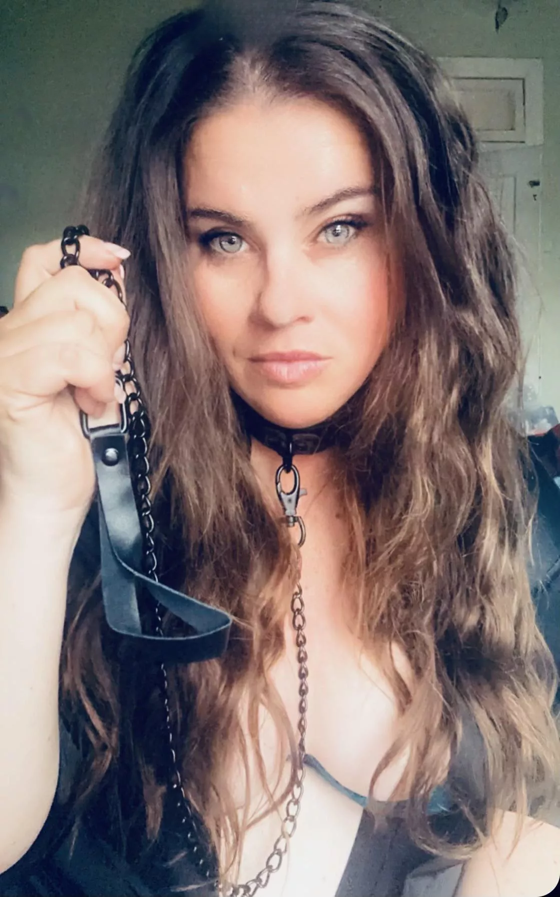 Take this submissive equestrian MILF for a ride, I’ve already got the reins.  posted by theSubmissiveToes