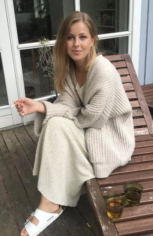 The continual blessing of having a wife who smokes by darkpoetries