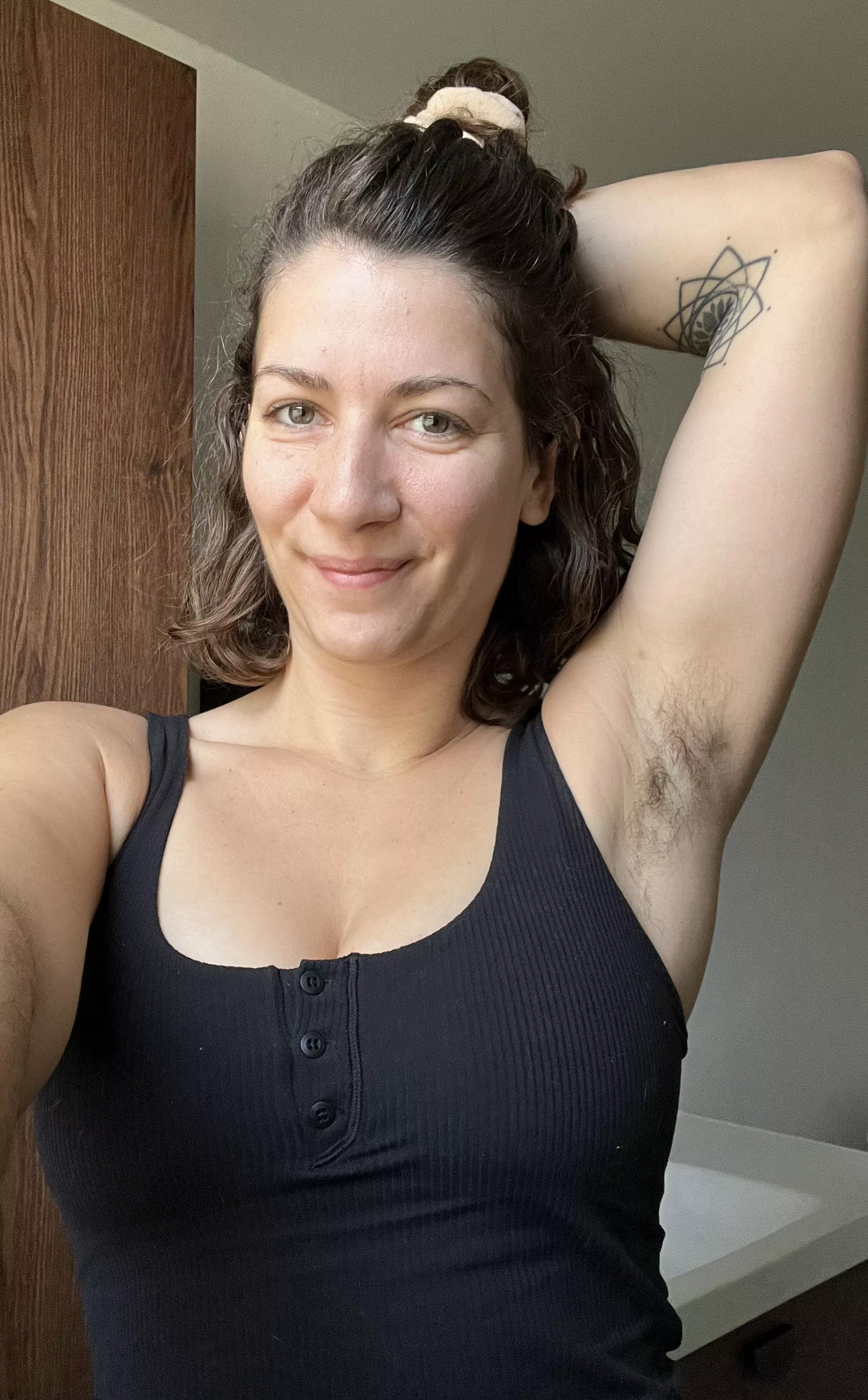 The sun is out today and it makes me so happy! posted by maplesyrup_girl