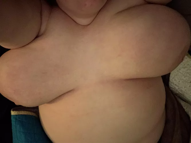 This is what my chest looks like when I don’t smoosh my boobies together  by pretty38H