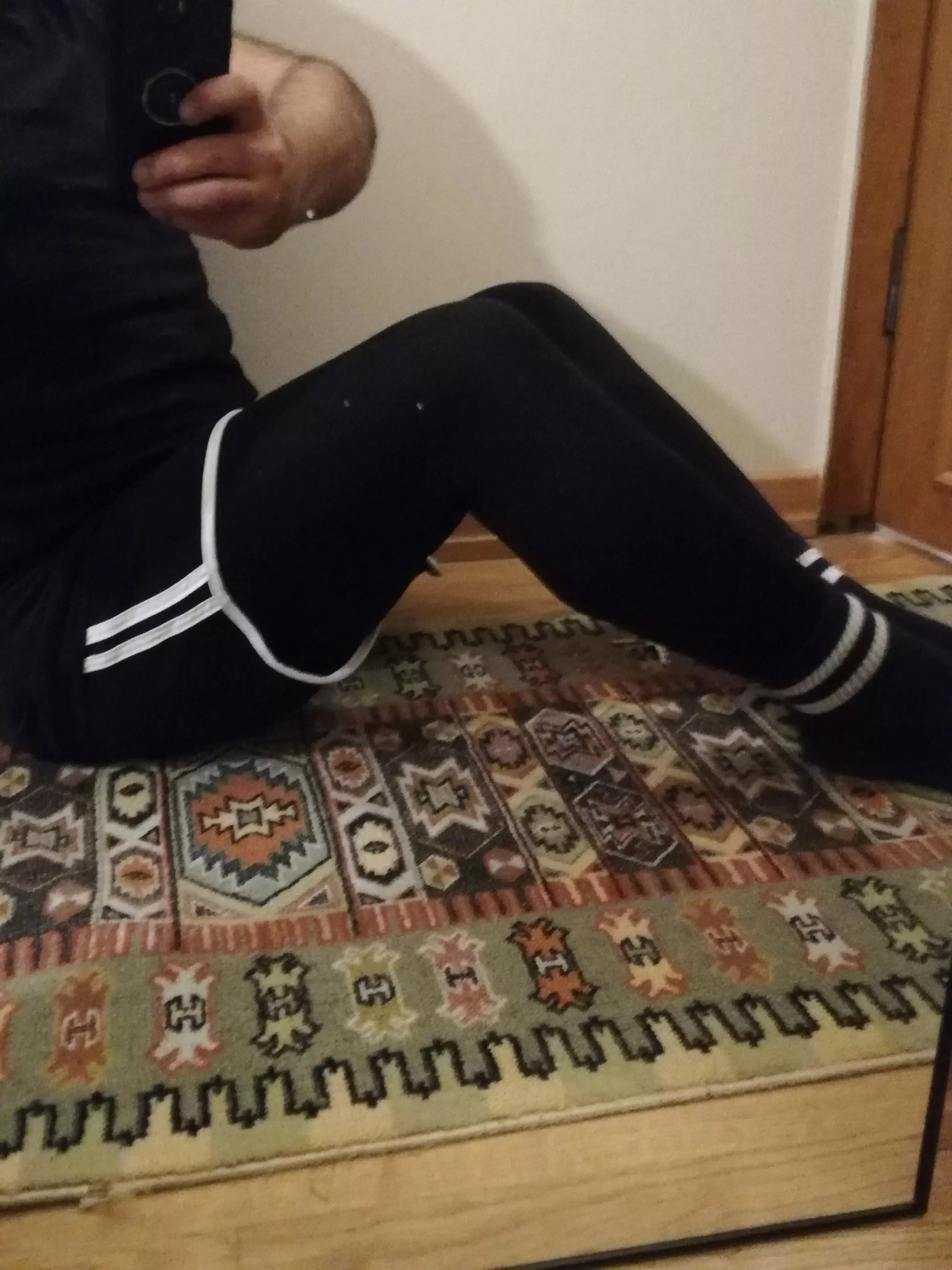 thursday wave ...cute? posted by cdamlph