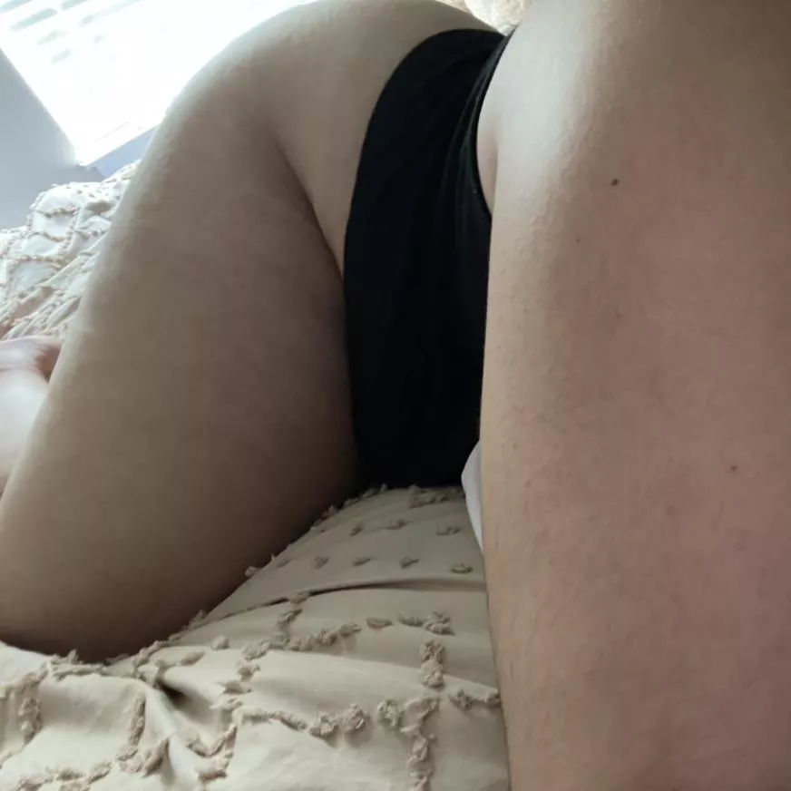 Waking up to next to me posted by TaeraP