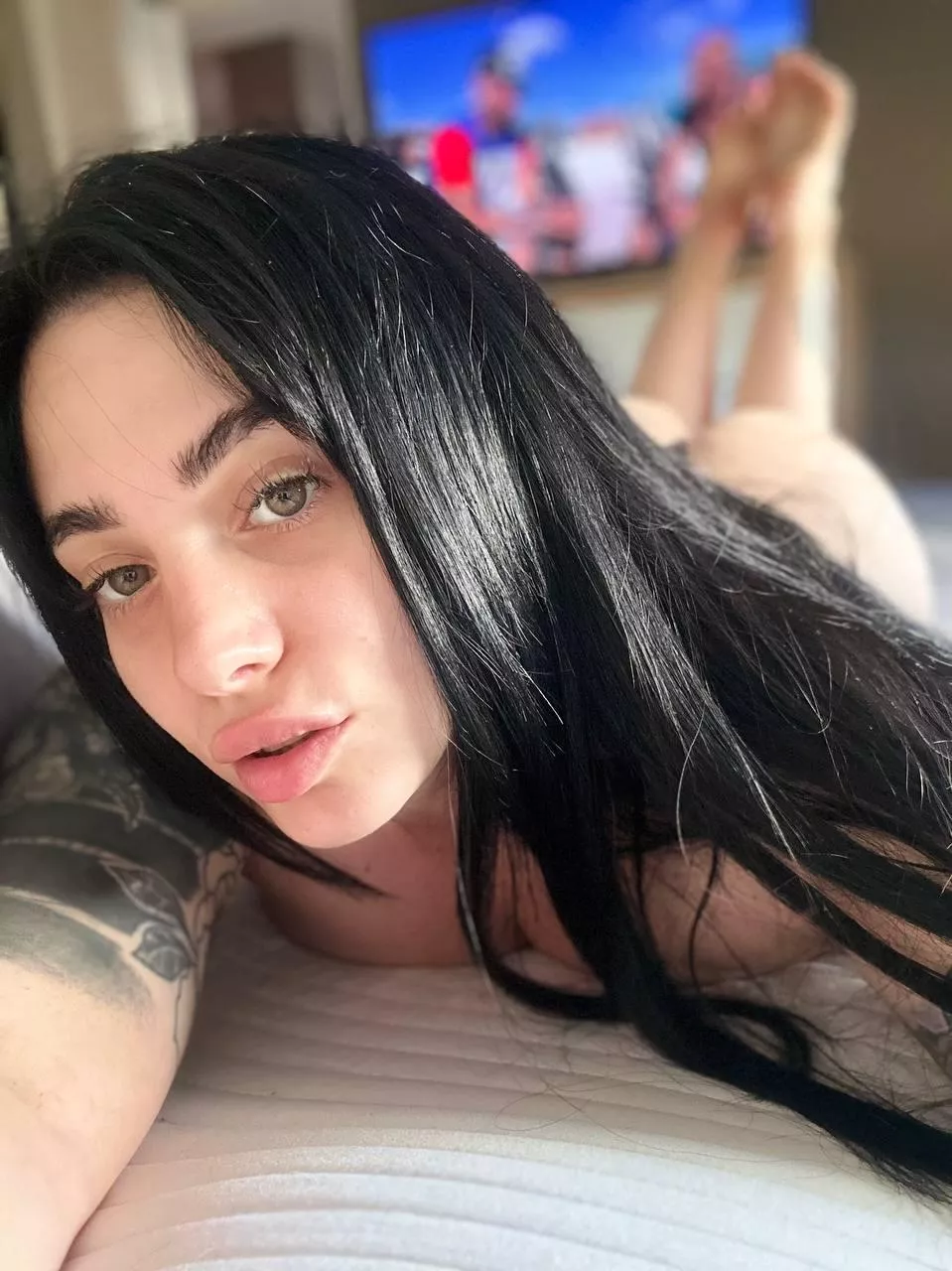 Will I send this photo to you? posted by Melthoney