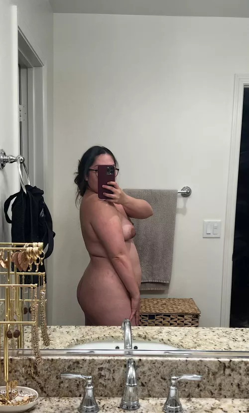 27F 5’2 180 by misshoneypretend