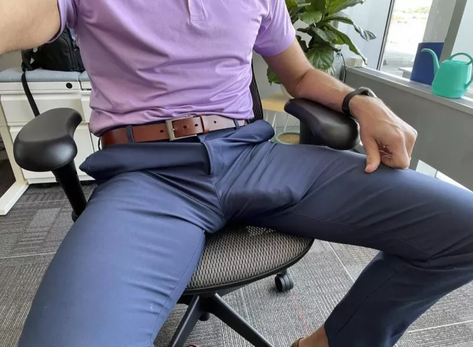 [39] would you hide under my office desk? by couldwemeetatfive